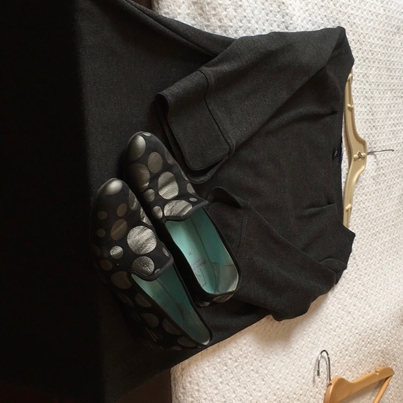 Super comfortable versatile charcoal gray size 12 Lands’ End dress. - Picture 7 of 7